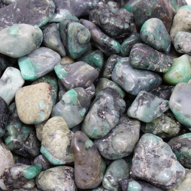 Tumbled Emerald Stones