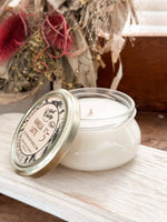 Load image into Gallery viewer, 6 oz Vanilla Latte Candle
